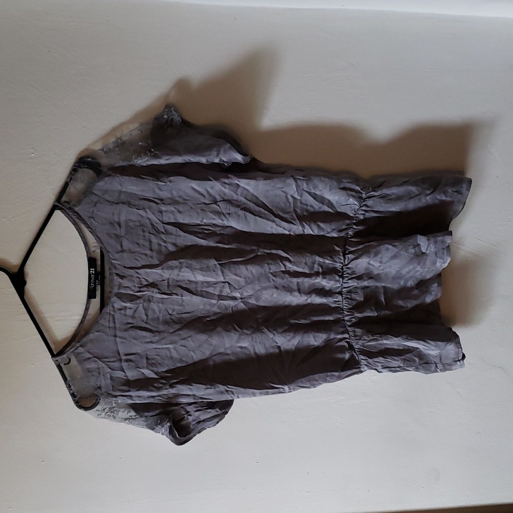 Forever 21 | Light Blue S/S Blouse with Lace Back | S